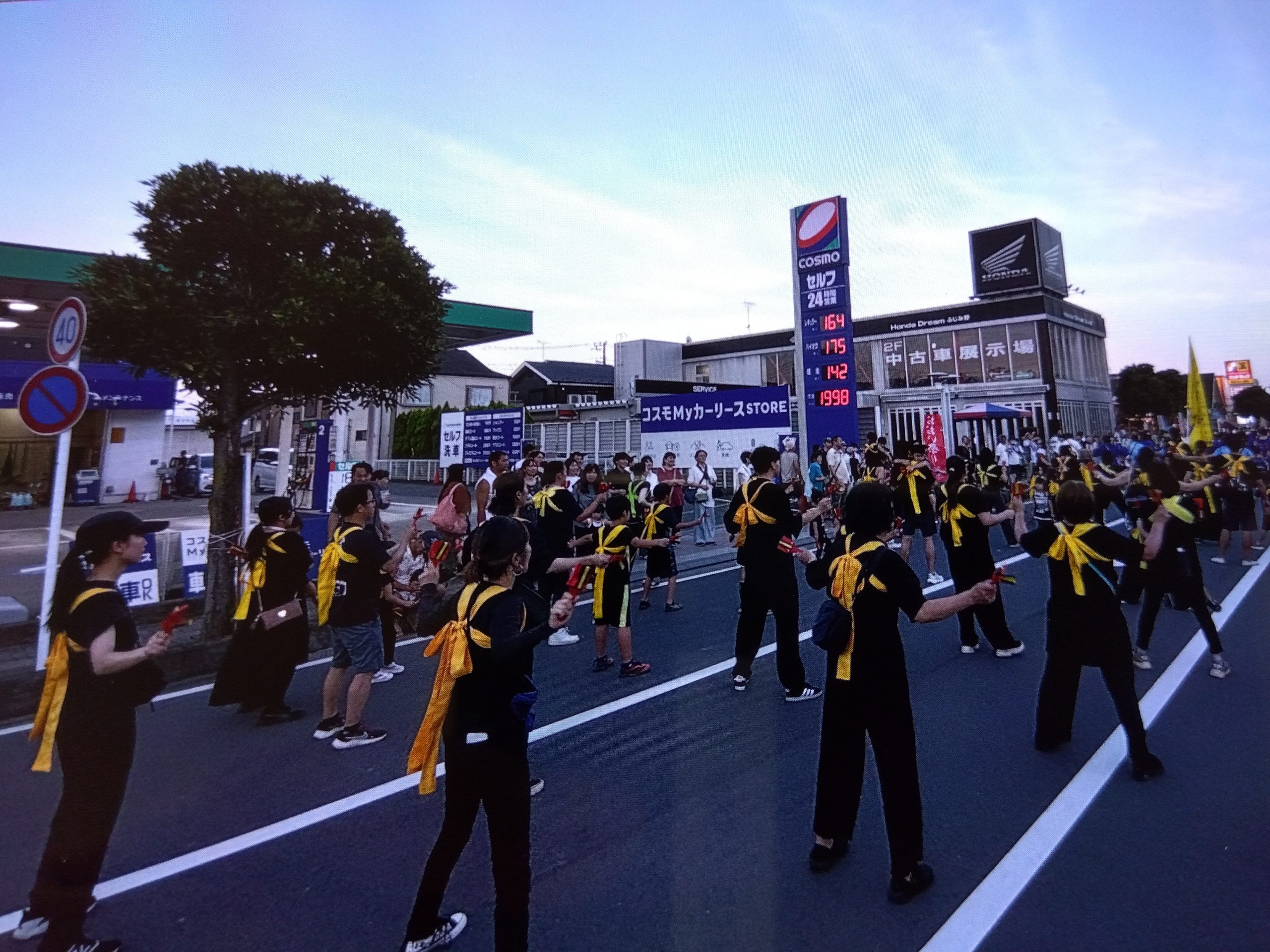 お祭りの様子２